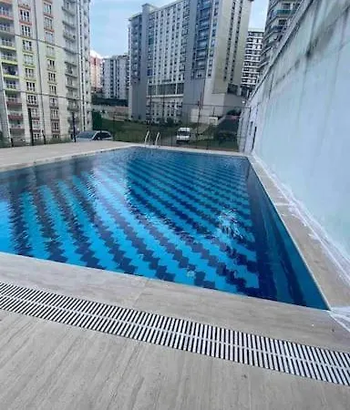 公寓 Luxury Flat , 2 Rooms, 1 Living With 2 Sofa Beds , Near Services , Near Tuyap Exhibitaion Area